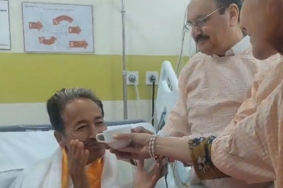 Sonam Wangchuk Ends Hunger Strike After Assurances from Cent..