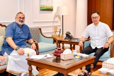 ಪೋರ್ಟಲ್‌ನಲ್ಲಿ ವಕ್ಫ್ ಮಂಡಳಿ ಅಕ್ರಮವಾಗಿ ಅಪ್‌ಲೋಡ್ ಮಾಡಲಾದ ಆಸ್ತಿಗಳನ್ನು ತೆಗೆದುಹಾಕಲು ಕೇಂದ್ರಕ್ಕೆ ರಾಜೀವ್ ಚಂದ್ರಶೇಖರ್ ಮನವಿ 