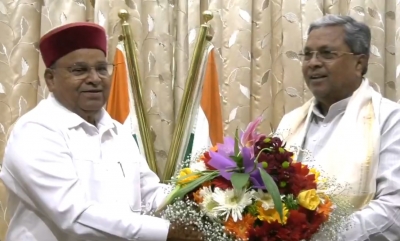 Resignation of CM Siddaramaiah accepted by Governor Thaawarc..